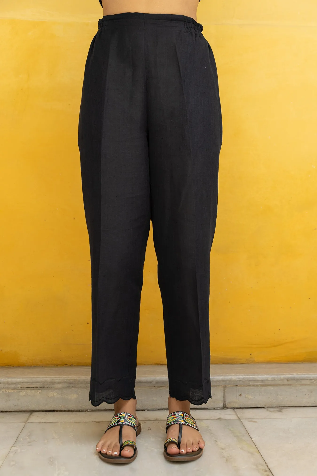 Black Linen Pants with Elastic Waistband and Scalloped Hem