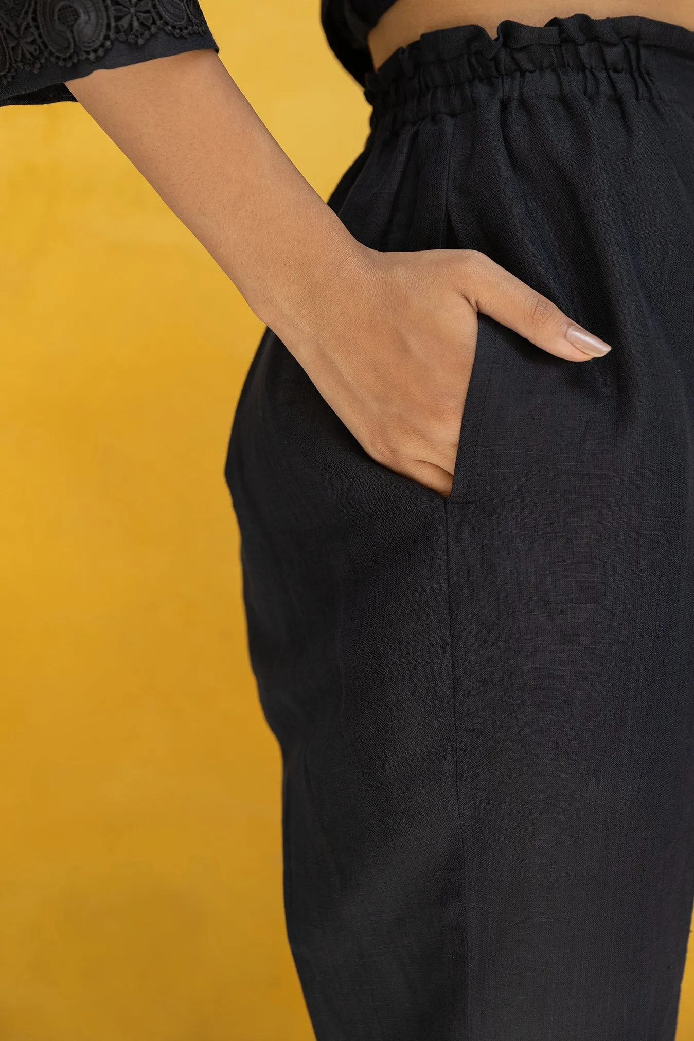 Black Linen Pants with Elastic Waistband and Scalloped Hem